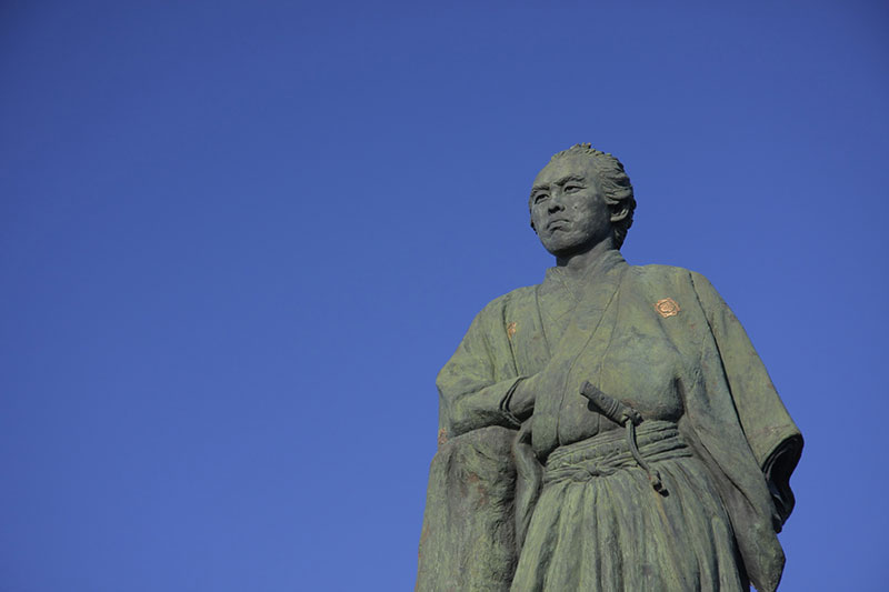 高知県の坂本龍馬像